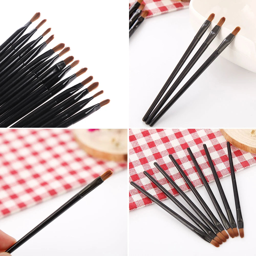 50Pcs Disposable Lip Brush Portable Gloss Cosmetic Applicator Professional Makeup Tool Wands Lip Liner Brush Eyeliner Brush