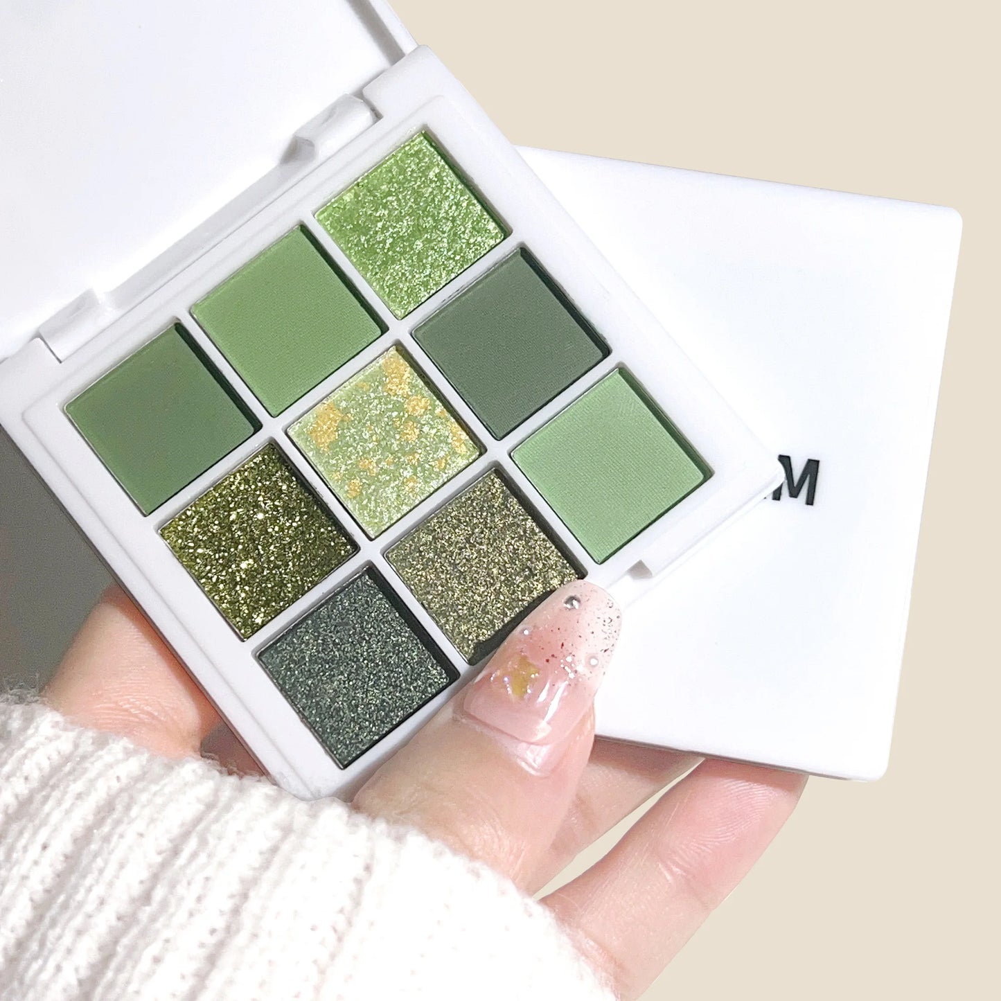 9-18 color eyeshadow palette, green and gold tones, matte and glitter effects, high color sequin eye makeup, waterproof and long