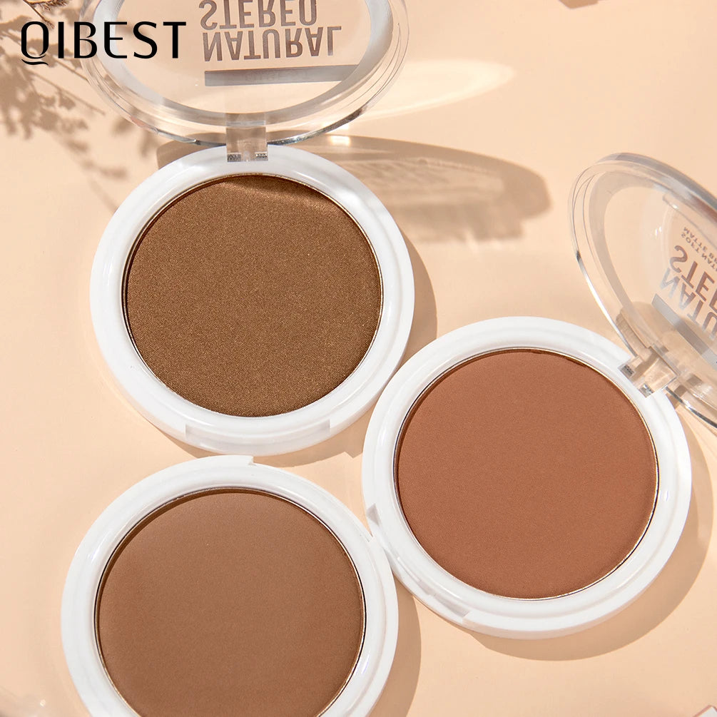 Matte bronzer A natural-looking cream bronzer that lasts for all skin types, perfect for contouring and highlighting