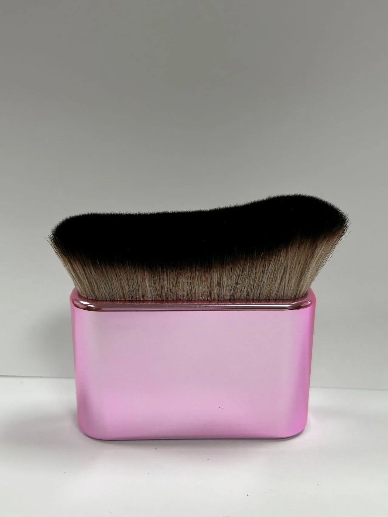 Foundation Brush Large Makeup Brushes for Contouring Tanning Liquid Foundation Cream Blush Soft Bristle Brush Makeup Tool